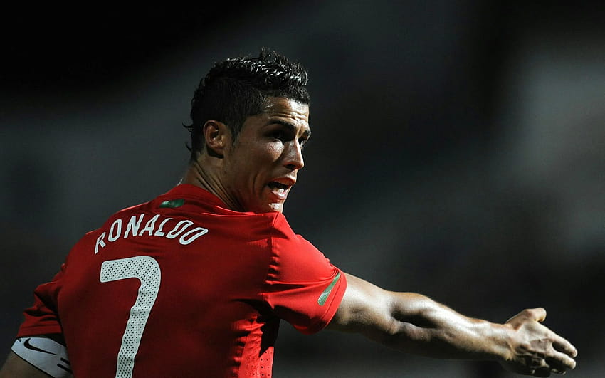 Cristiano Ronaldo L Ordinateur De Cristiano Ronaldo Fond D Cran Hd