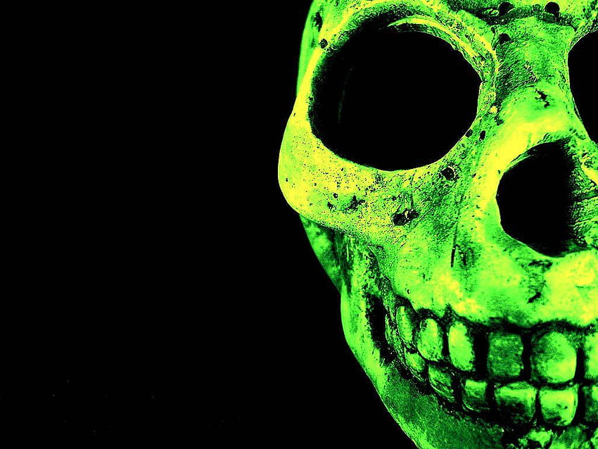 Green And Black Skull Wallpaper