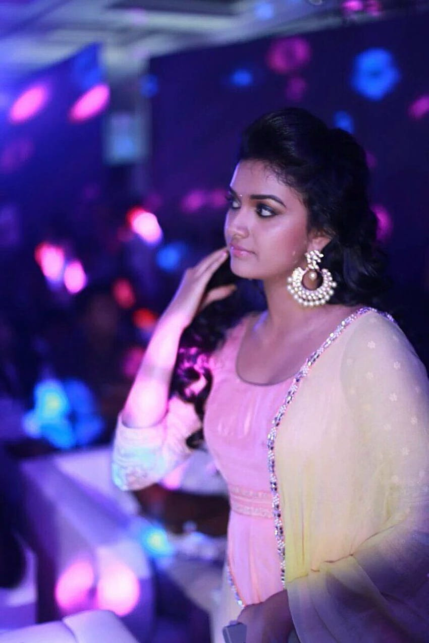 Keerthy Suresh Keerthi Suresh Landscape HD Phone Wallpaper Pxfuel