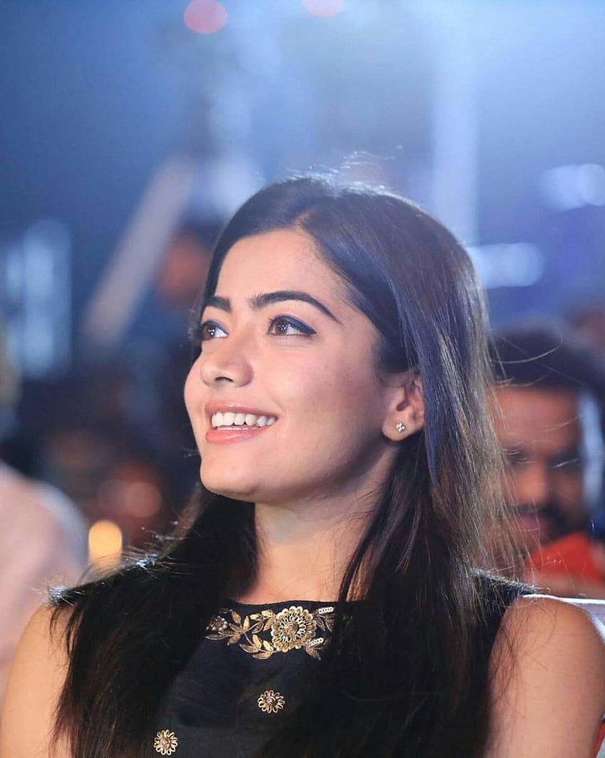 Rashmika Mandanna Hot Actress Rashmika Mandanna Hd Phone Wallpaper