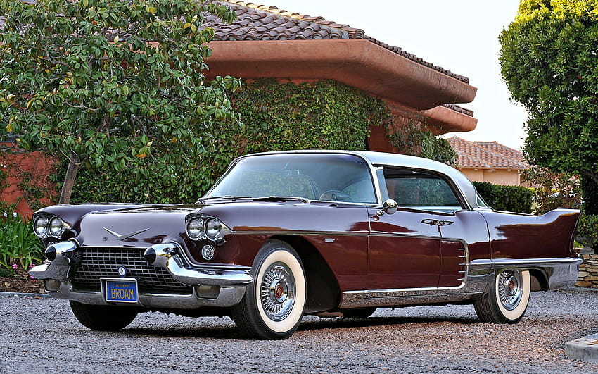 1958 Cadillac Eldorado mobil coklat klasik tua rumah motor pohon, cadillac antik Wallpaper HD