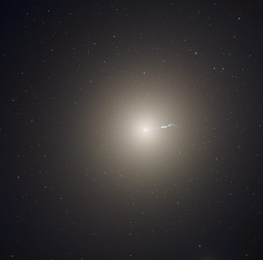 Messier 87, eliptik gökada HD duvar kağıdı