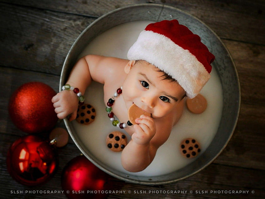 Baby cookies and milk bath Christmas graphy, cookie and milk santa HD wallpaper