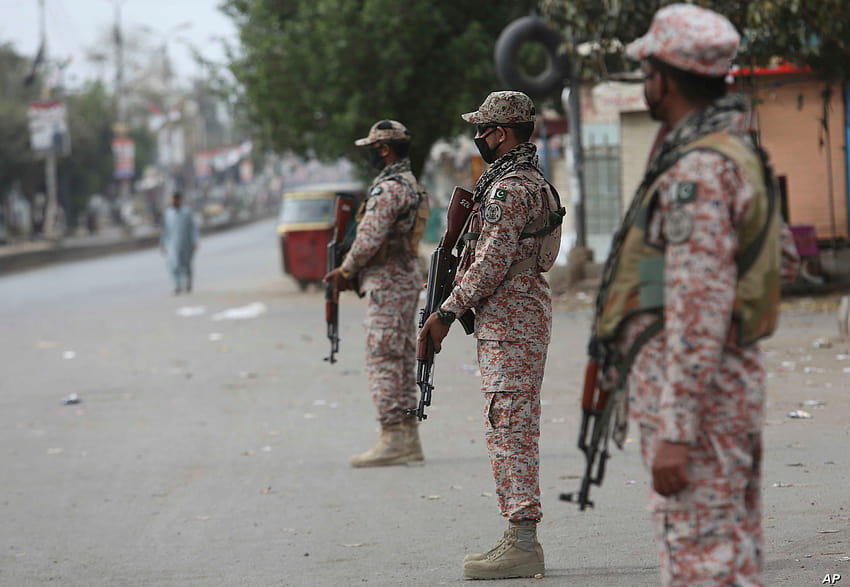 Il Pakistan schiera l'esercito per far fronte all'epidemia di coronavirus, esercito iraniano Sfondo HD