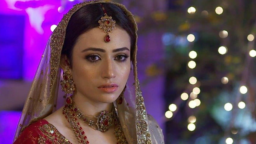 Sana Javed is making a comeback to television with Khaani, khaani drama HD wallpaper