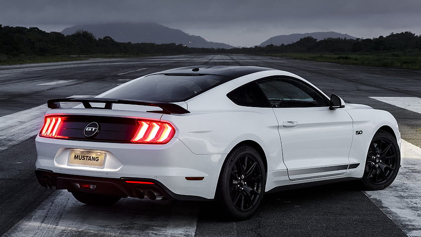 White Ford Mustang GT car, 2019 rear view and, white mustang HD ...