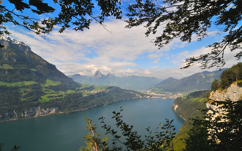 Lago de Lucerna fondo de pantalla