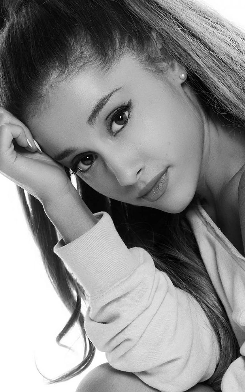 Ariana Grande Schwarz und Weiß HD-Handy-Hintergrundbild