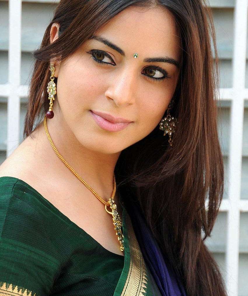 Serie TV Attrice di Bollywood Shraddha Arya Ultimo Sfondo del telefono HD