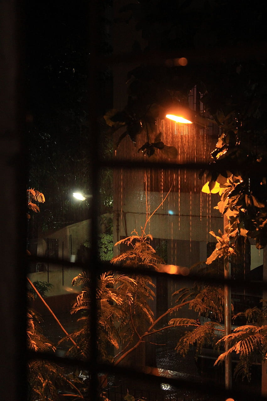 Di luar jendela pada malam hujan ...., malam hujan yang estetis wallpaper ponsel HD