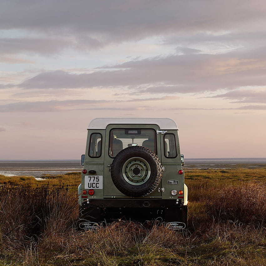 Make Your Or Mobile Ruggedly Handsome With These Brilliant, land rover defender HD phone wallpaper