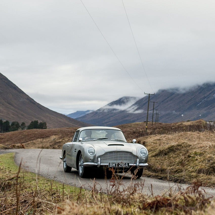 El coche de James Bond de Aston Martin cobra vida, los coches de James Bond fondo de pantalla del teléfono