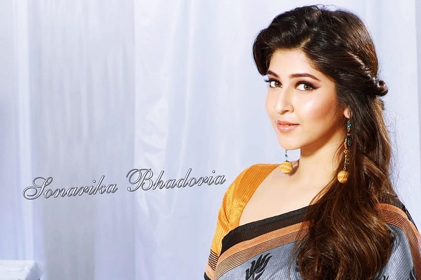 sonarika bhadoria family background