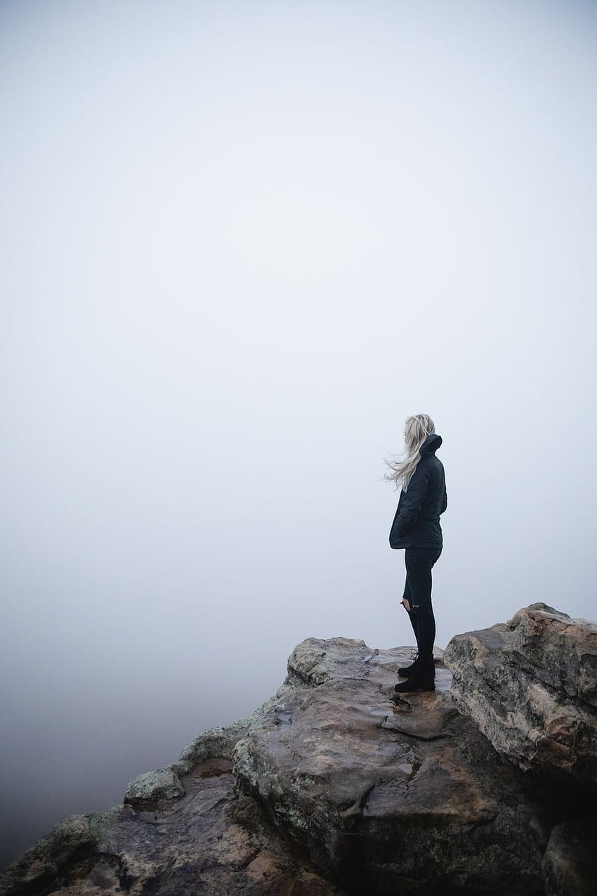 woman standing on cliff – Apparel, women standing HD phone wallpaper