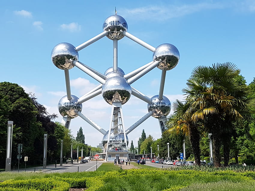 Посетете Atomium по време на пътуването си до Брюксел или Белгия • Inspirock HD тапет