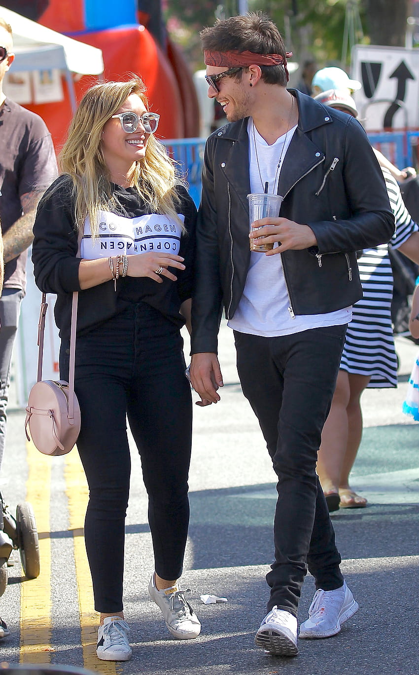 Hilary Duff and Matthew Koma: A Timeline of Their Relationship HD phone wallpaper