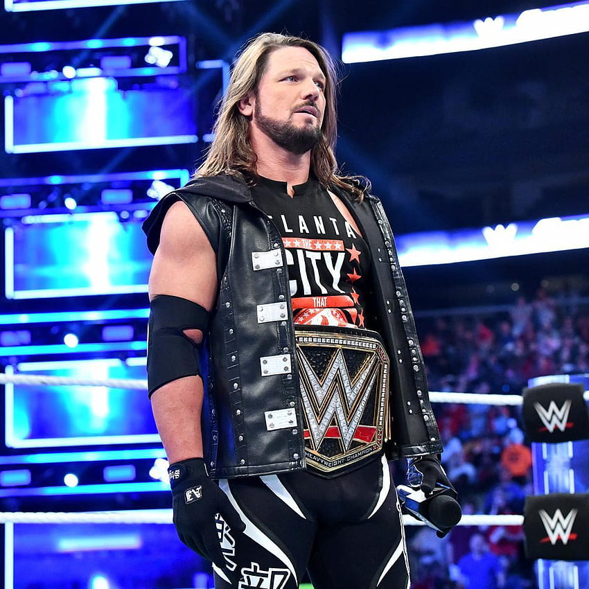 La star della WWE AJ Styles è pronta a combattere Randy Orton a WrestleMania e i fan lo adorano, aj styles 2021 Sfondo del telefono HD