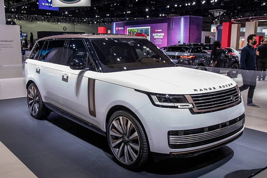 Z bliska Land Rover Range Rover 2022: ciche, eleganckie wnętrze, range rover 2022 Tapeta HD