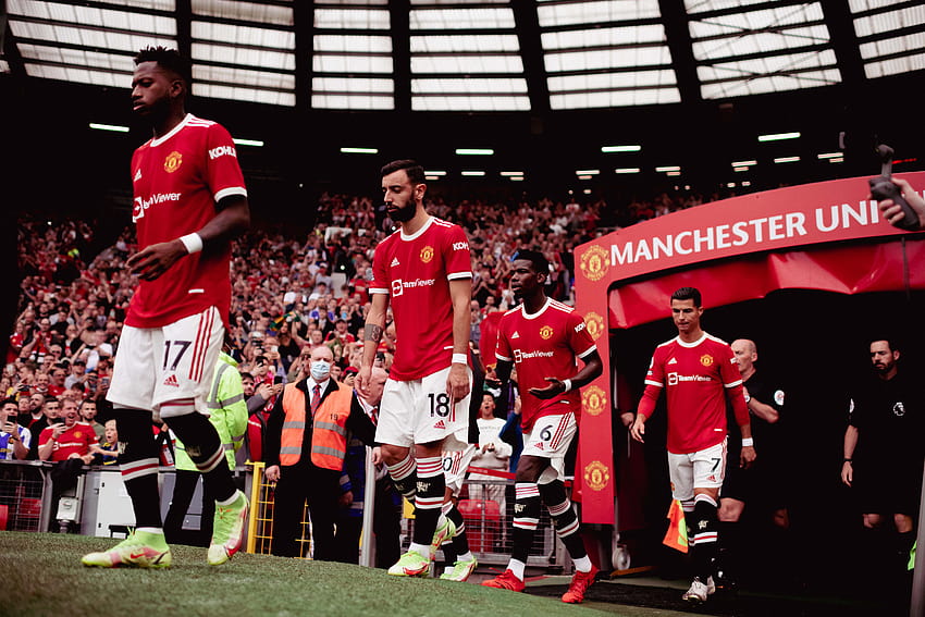 Paul Pogba has to earn place in Manchester United XI HD wallpaper