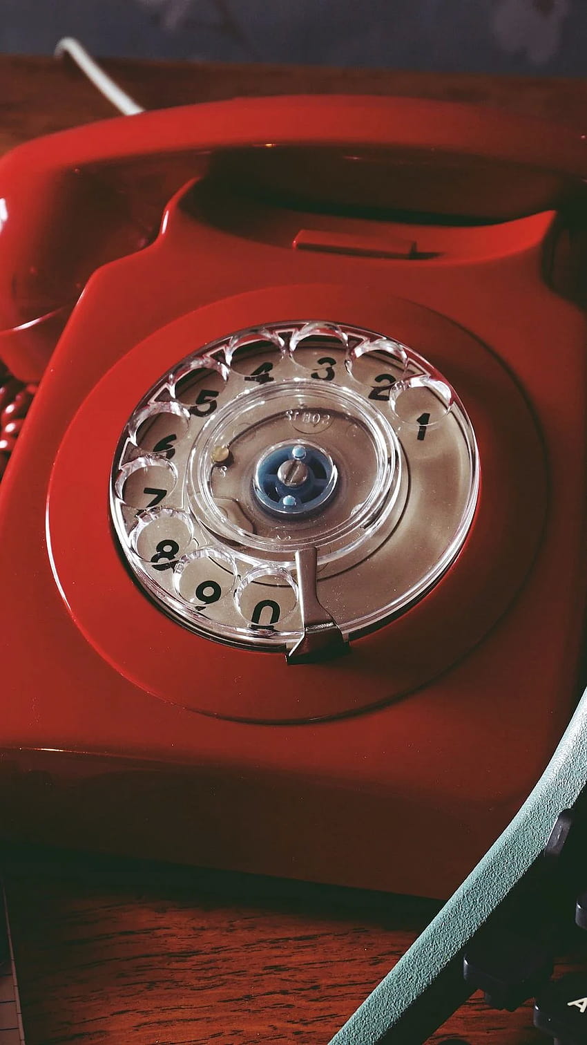 Telepon 938x1668, retro, vintage, iphone merah 8/7/6s/6 untuk latar belakang paralaks, telepon lama wallpaper ponsel HD