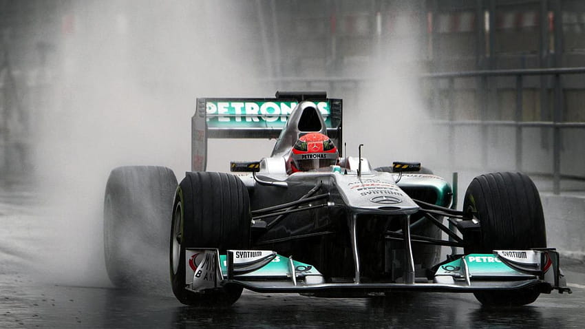 Michael Schumacher umrundet den Nürburgring im Mercedes W02 F1-Auto 2011, Michael Schumacher F1 HD-Hintergrundbild