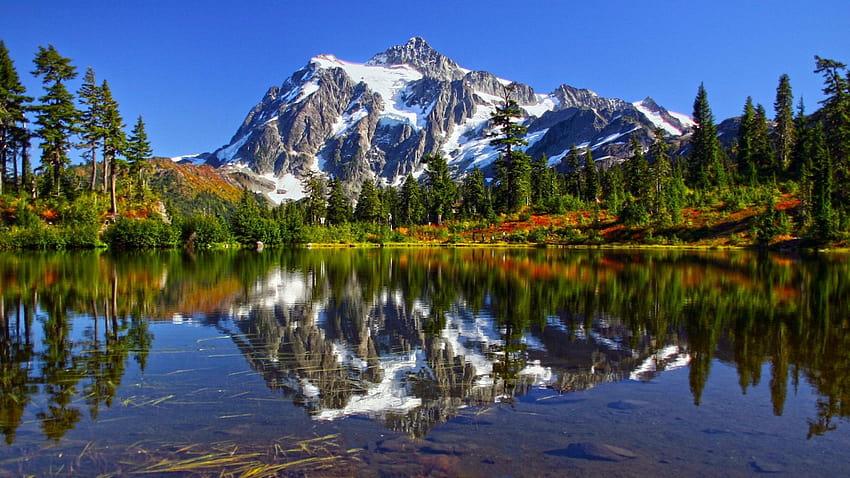 ワシントン州の結晶湖の風景、ワシントン山脈 高画質の壁紙