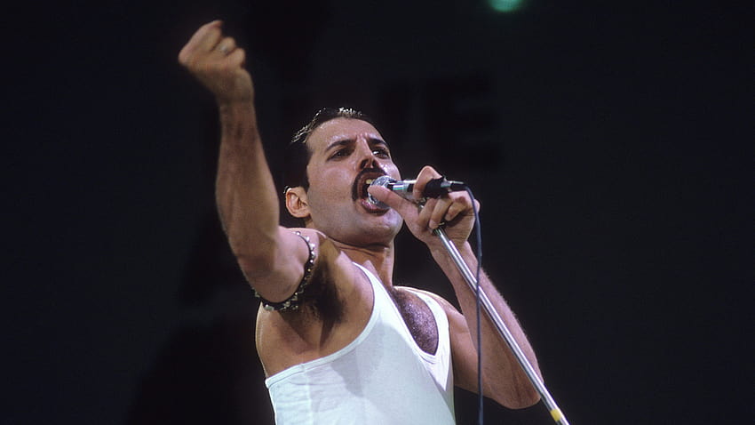 33 years later, Queen's Live Aid performance is still pure magic, live performance HD wallpaper