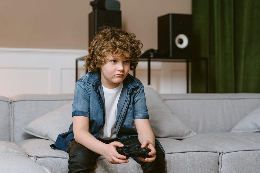 Redação : Notícias e eventos : Moradia baseada na educação : Pais: Você conhece os jogos que seus filhos jogam online? papel de parede HD