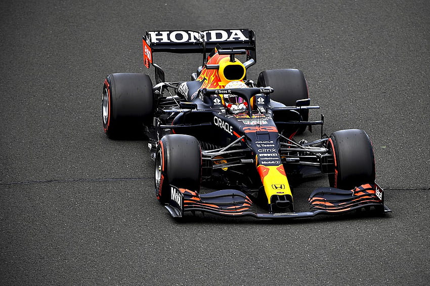 Verstappen: Red Bull이 F1 자동차 개발을 계속함에 따라 2022년에는 걱정할 필요가 없습니다. HD 월페이퍼