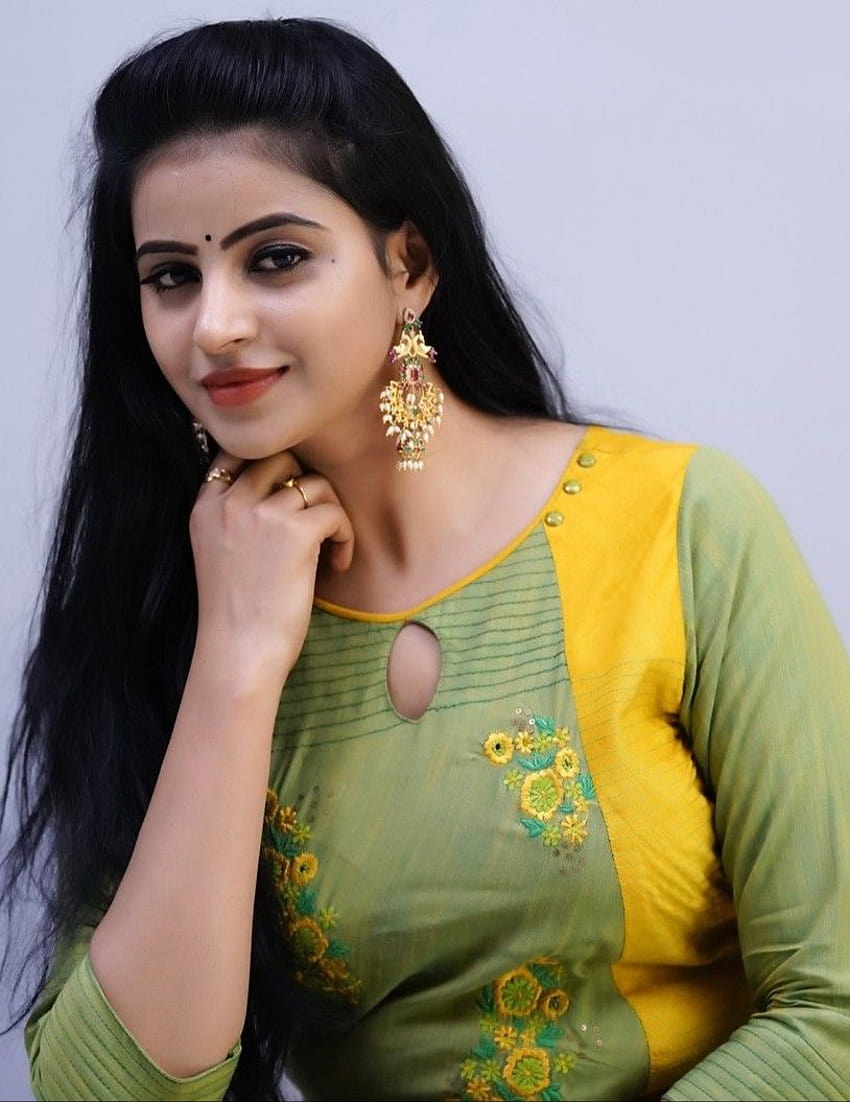 Naveena Reddy Stills HD phone wallpaper | Pxfuel