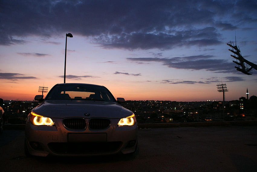 BMW 535d E60 in Istanbul, bmw e60 silber HD-Hintergrundbild
