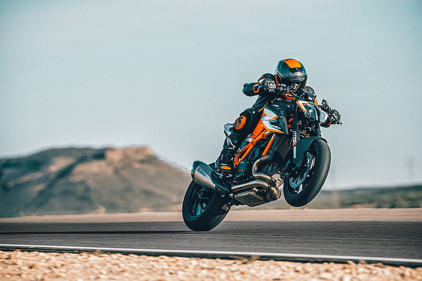 In Pics: 2021 KTM 1290 Super Duke RR Detailed Gallery: Design, Features, Engine and More, ktm stunt HD wallpaper