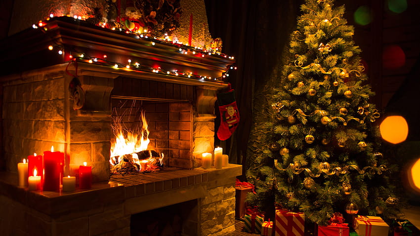 Candle Light In The Fireplace At Christmas Ultra, christmas time HD