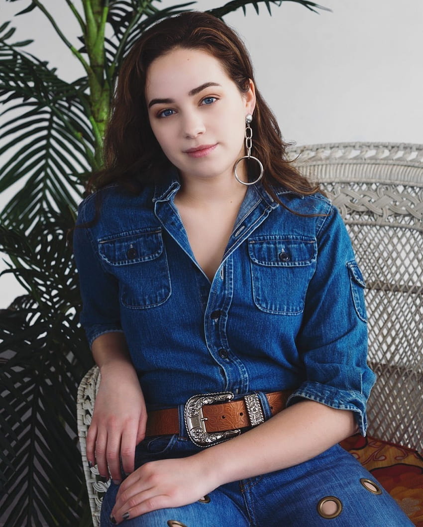 130 Mary Mouser ideas, mary matilyn mouser HD phone wallpaper