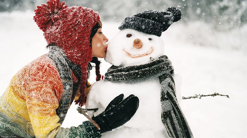 Winter snow snowman girl kiss, girl and snowman HD wallpaper