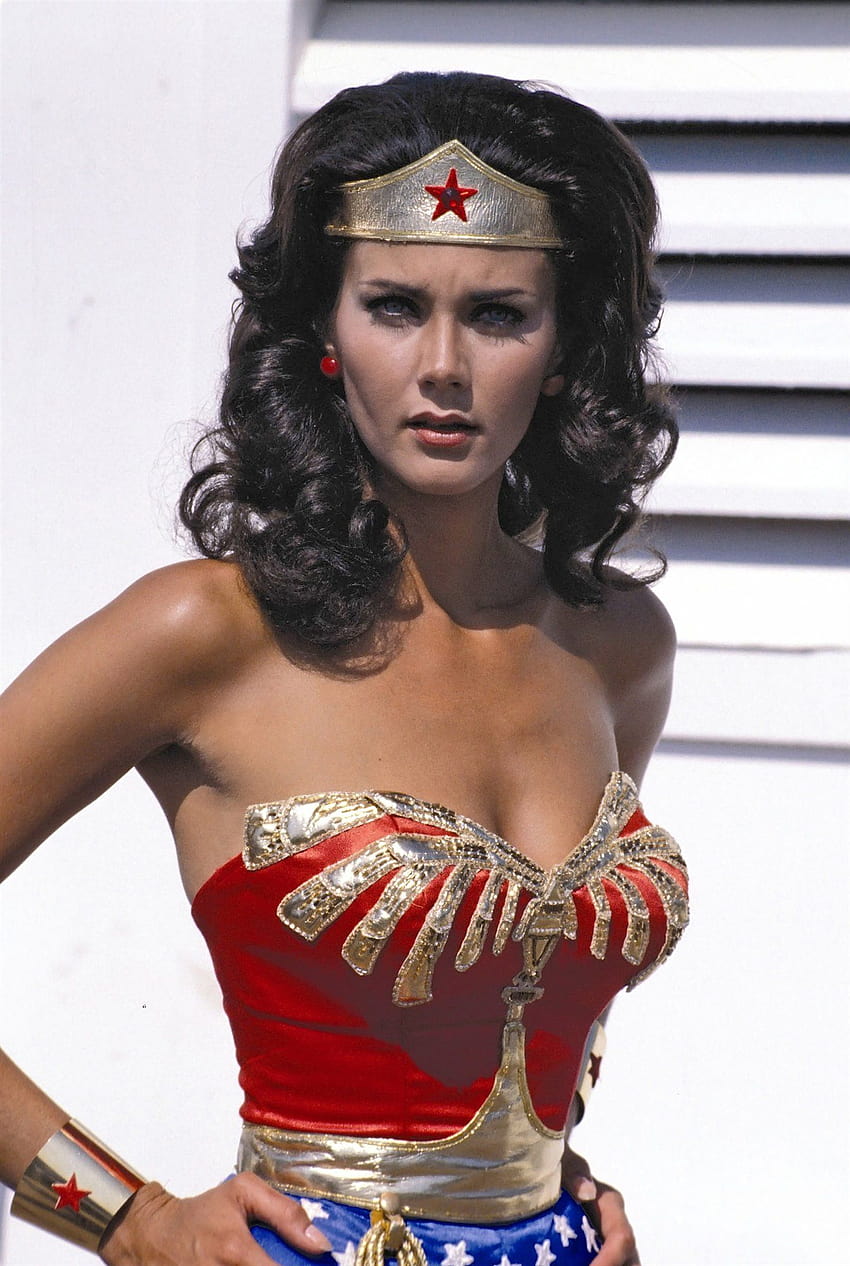 Wonder Woman Lynda Carter, oryginalna cudowna kobieta Tapeta na telefon HD
