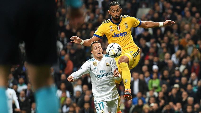 It was a penalty, Benatia knocked me down – Vazquez, lucas vazquez HD wallpaper