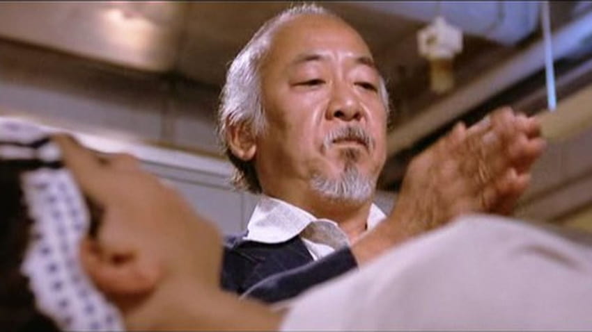La verdad sobre las manos curativas del Sr. Miyagi, Sr. Miyagi fondo de pantalla