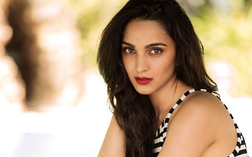 Kiara Advani HD wallpaper | Pxfuel