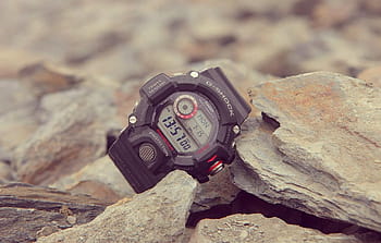 Casio G Shock Men S Watch Of Ethan Cutkosky As Carl Gallagher In