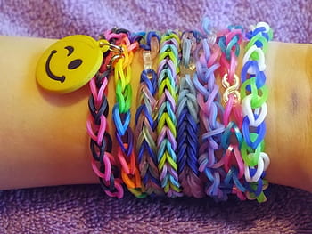 Rainbow Loom rubber band bracelets the latest fad among kids and