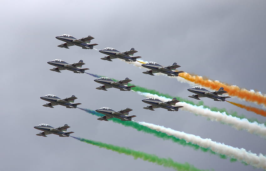 File:Frecce Tricolori RIAT 2011.JPG HD wallpaper | Pxfuel