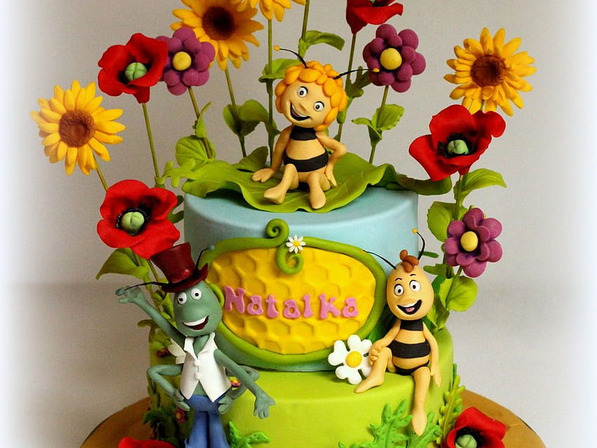  Bee Cake Decorations