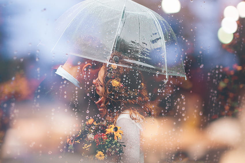 Married Couple Romantic Umbrella Raining Weeding, Love, Backgrounds, and, rainy couple HD wallpaper