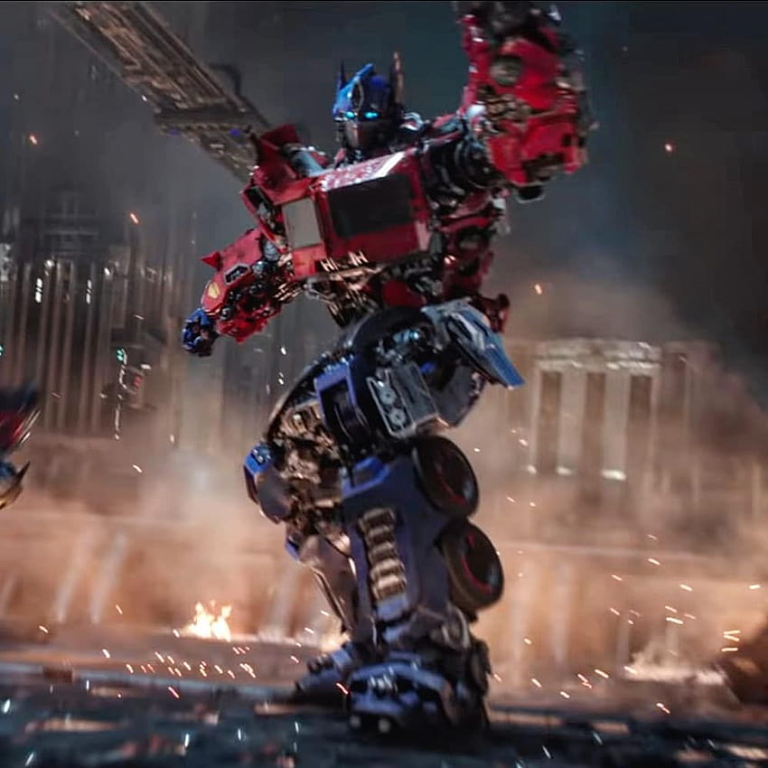 Possibly our clearest look of Optimus Prime in the Bumblebee Movie? •  Transformers, transformers cinematic universe optimus prime HD phone  wallpaper | Pxfuel