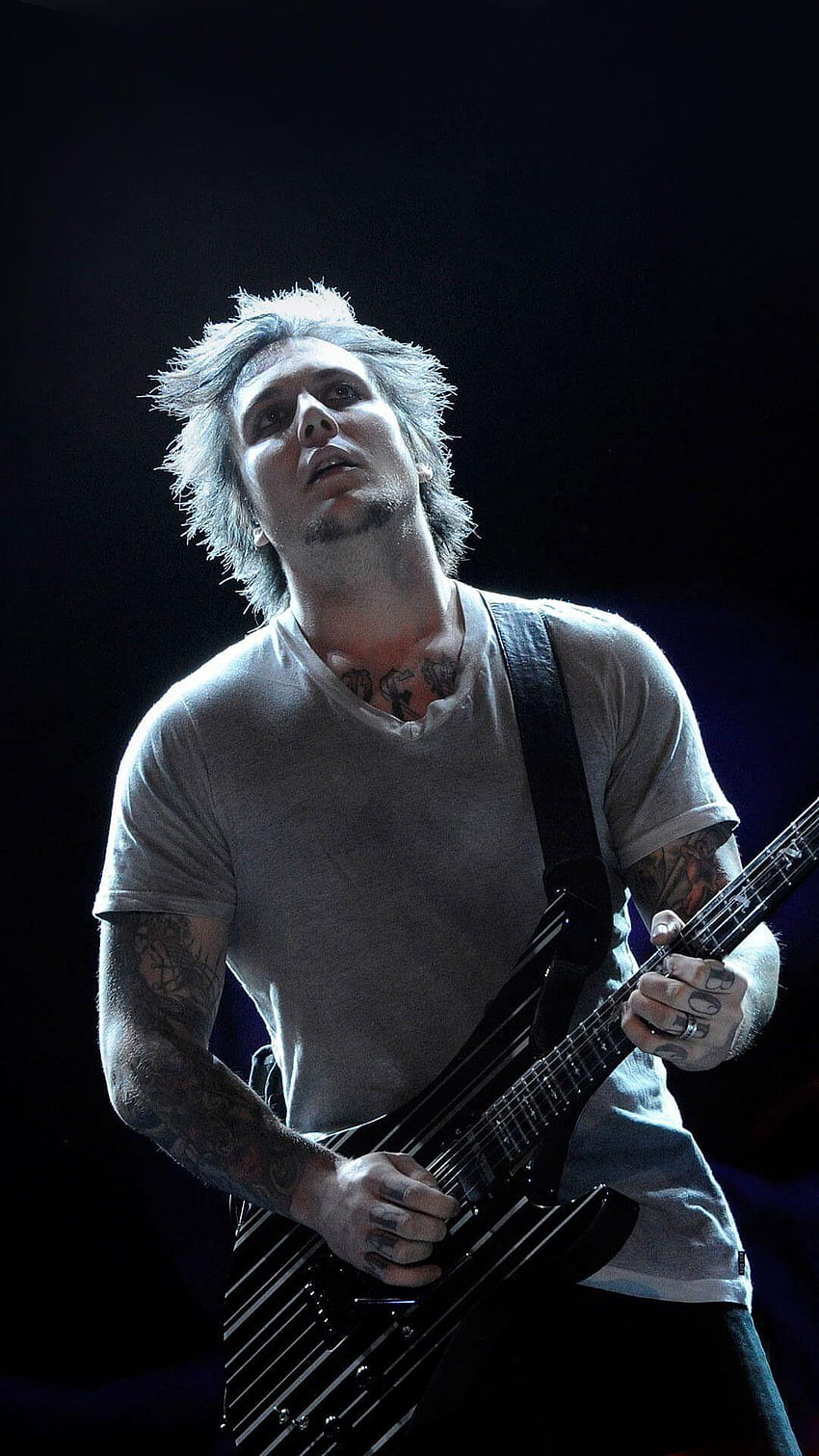 Synyster Gates | Avenged sevenfold, Synyster gates, M shadows