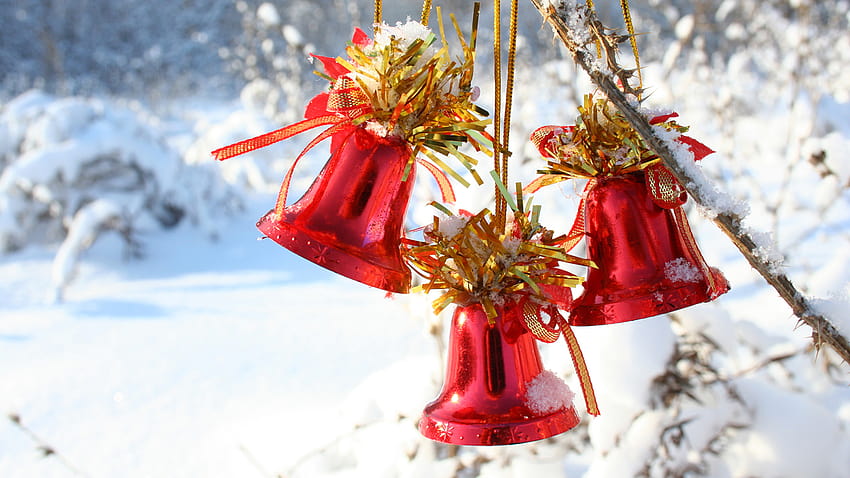Capodanno Red Snow Three 3 Handbell 2560x1440, campane invernali natalizie Sfondo HD