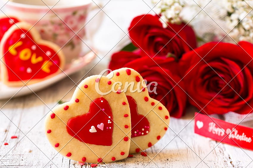 Homemade Valentines Day Heart Cookies Red Roses on White Rustic, rustic valentines day HD wallpaper