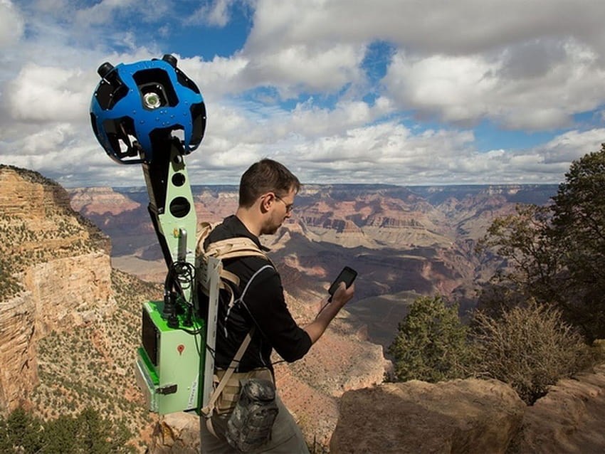 Google invites you to borrow its Trekker Street View backpacks and graph the world HD wallpaper