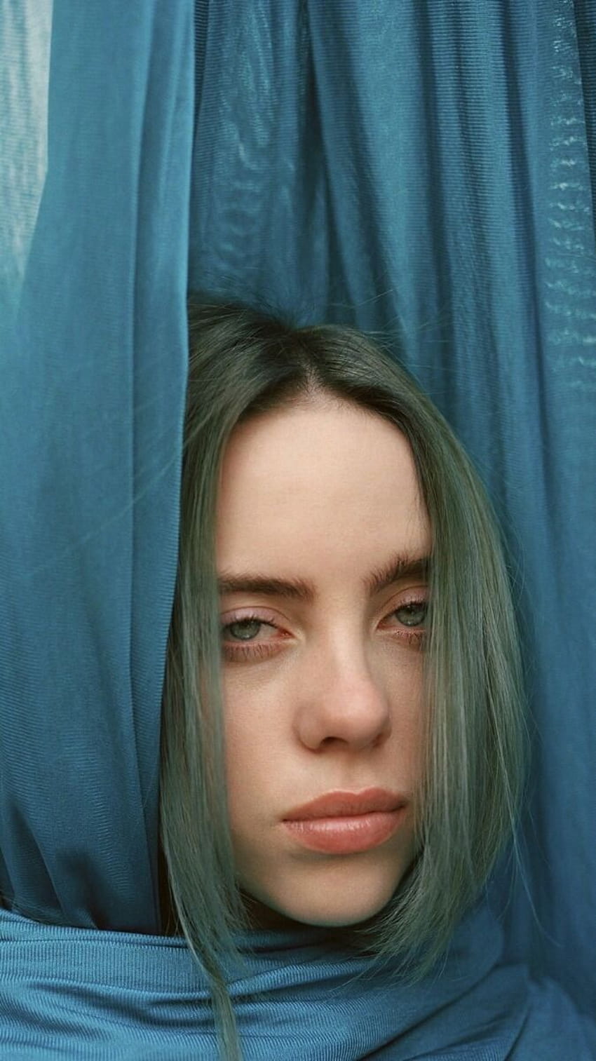 Billie Eilish Green Hair Head, billie eilish blue hair HD phone wallpaper